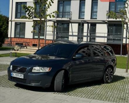 Синий Вольво В50, объемом двигателя 1.6 л и пробегом 260 тыс. км за 8300 $, фото 5 на Automoto.ua
