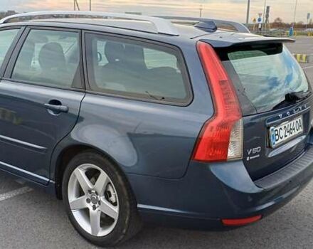 Синій Вольво V50, об'ємом двигуна 1.56 л та пробігом 225 тис. км за 8100 $, фото 5 на Automoto.ua