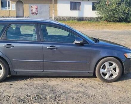 Синий Вольво В50, объемом двигателя 1.56 л и пробегом 228 тыс. км за 5800 $, фото 3 на Automoto.ua