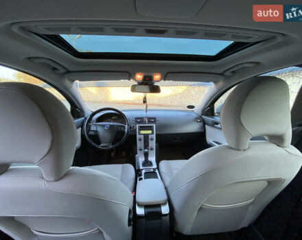 Синий Вольво В50, объемом двигателя 1.6 л и пробегом 212 тыс. км за 7200 $, фото 28 на Automoto.ua