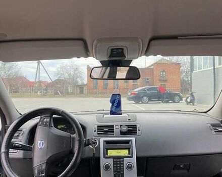 Синій Вольво V50, об'ємом двигуна 1.56 л та пробігом 292 тис. км за 6800 $, фото 4 на Automoto.ua