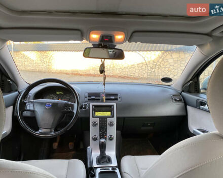 Синий Вольво В50, объемом двигателя 1.6 л и пробегом 212 тыс. км за 7200 $, фото 27 на Automoto.ua