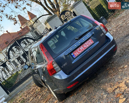 Синий Вольво В50, объемом двигателя 1.6 л и пробегом 234 тыс. км за 8300 $, фото 23 на Automoto.ua