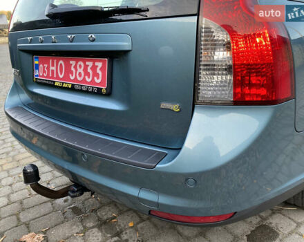 Синий Вольво В50, объемом двигателя 1.6 л и пробегом 212 тыс. км за 7200 $, фото 11 на Automoto.ua