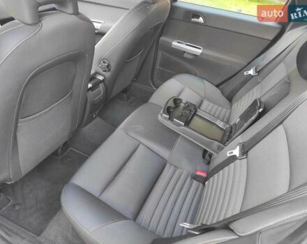 Синий Вольво В50, объемом двигателя 1.6 л и пробегом 226 тыс. км за 7499 $, фото 13 на Automoto.ua