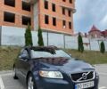 Синий Вольво В50, объемом двигателя 1.56 л и пробегом 256 тыс. км за 6800 $, фото 1 на Automoto.ua