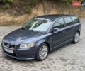 Синий Вольво В50, объемом двигателя 2.5 л и пробегом 235 тыс. км за 7900 $, фото 1 на Automoto.ua