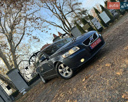 Синий Вольво В50, объемом двигателя 1.6 л и пробегом 234 тыс. км за 8300 $, фото 2 на Automoto.ua