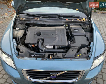 Синий Вольво В50, объемом двигателя 1.6 л и пробегом 212 тыс. км за 7200 $, фото 36 на Automoto.ua