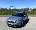Синий Вольво В50, объемом двигателя 1.6 л и пробегом 250 тыс. км за 6999 $, фото 1 на Automoto.ua