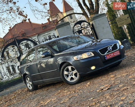 Синий Вольво В50, объемом двигателя 1.6 л и пробегом 234 тыс. км за 8300 $, фото 6 на Automoto.ua