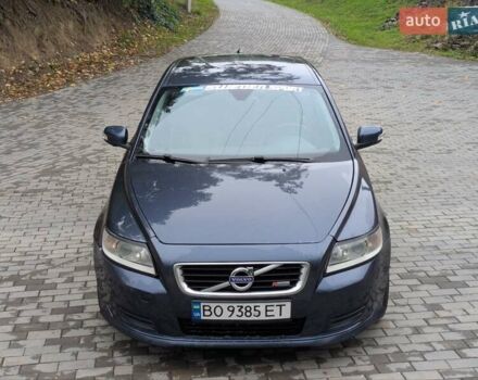 Синий Вольво В50, объемом двигателя 2.5 л и пробегом 235 тыс. км за 7900 $, фото 3 на Automoto.ua