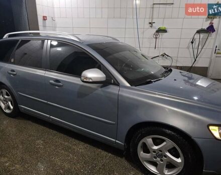 Синий Вольво В50, объемом двигателя 1.6 л и пробегом 217 тыс. км за 7500 $, фото 8 на Automoto.ua