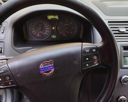 Синий Вольво В50, объемом двигателя 1.6 л и пробегом 270 тыс. км за 7849 $, фото 1 на Automoto.ua