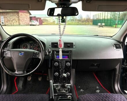 Синий Вольво В50, объемом двигателя 1.6 л и пробегом 250 тыс. км за 8800 $, фото 6 на Automoto.ua