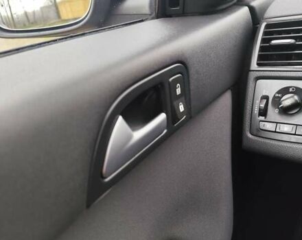 Синий Вольво В50, объемом двигателя 1.6 л и пробегом 212 тыс. км за 7950 $, фото 20 на Automoto.ua