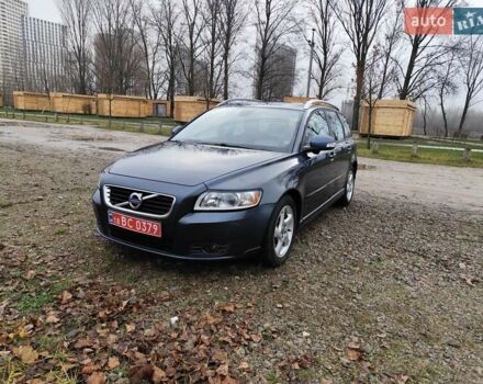 Синий Вольво В50, объемом двигателя 1.6 л и пробегом 212 тыс. км за 7950 $, фото 3 на Automoto.ua