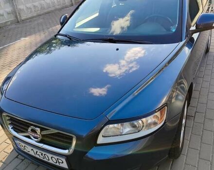 Синий Вольво В50, объемом двигателя 1.56 л и пробегом 250 тыс. км за 7000 $, фото 2 на Automoto.ua
