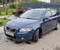 Синий Вольво В50, объемом двигателя 1.6 л и пробегом 232 тыс. км за 8000 $, фото 1 на Automoto.ua