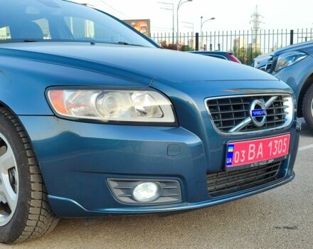 Синий Вольво В50, объемом двигателя 1.6 л и пробегом 227 тыс. км за 9499 $, фото 3 на Automoto.ua