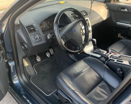 Синий Вольво В50, объемом двигателя 1.6 л и пробегом 270 тыс. км за 7300 $, фото 2 на Automoto.ua