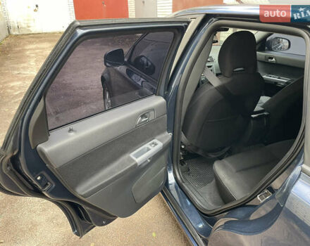 Вольво V50 2012 у Житомирі на Automoto.ua Синій Вольво V50, об'ємом двигуна 1.56 л та пробігом 268 тис. км за 7800 $, фото 17 на Automoto.ua