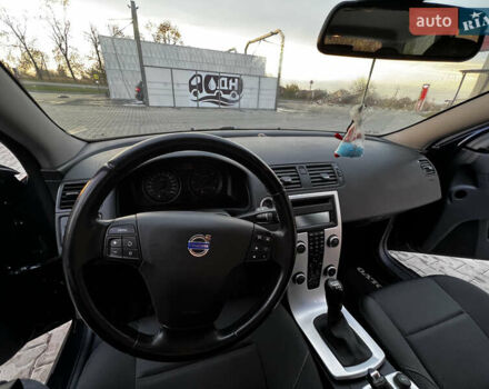 Синий Вольво В50, объемом двигателя 1.6 л и пробегом 211 тыс. км за 8500 $, фото 12 на Automoto.ua