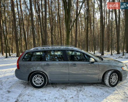 Синий Вольво В50, объемом двигателя 1.6 л и пробегом 220 тыс. км за 8450 $, фото 44 на Automoto.ua