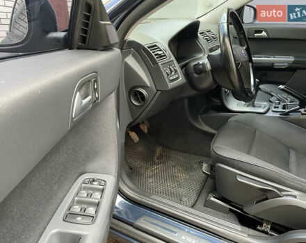 Вольво V50 2012 у Житомирі на Automoto.ua Синій Вольво V50, об'ємом двигуна 1.56 л та пробігом 268 тис. км за 7800 $, фото 11 на Automoto.ua