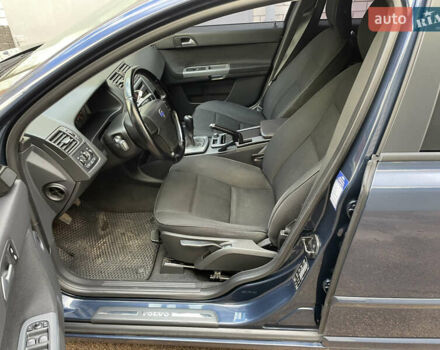 Вольво V50 2012 у Житомирі на Automoto.ua Синій Вольво V50, об'ємом двигуна 1.56 л та пробігом 268 тис. км за 7800 $, фото 12 на Automoto.ua