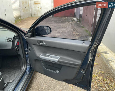 Вольво V50 2012 у Житомирі на Automoto.ua Синій Вольво V50, об'ємом двигуна 1.56 л та пробігом 268 тис. км за 7800 $, фото 22 на Automoto.ua