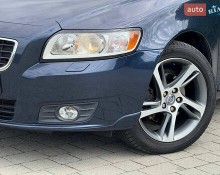 Синий Вольво В50, объемом двигателя 1.6 л и пробегом 227 тыс. км за 8600 $, фото 15 на Automoto.ua