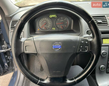 Вольво V50 2012 у Житомирі на Automoto.ua Синій Вольво V50, об'ємом двигуна 1.56 л та пробігом 268 тис. км за 7800 $, фото 14 на Automoto.ua