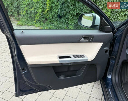 Синій Вольво V50, об'ємом двигуна 1.6 л та пробігом 227 тис. км за 7999 $, фото 42 на Automoto.ua