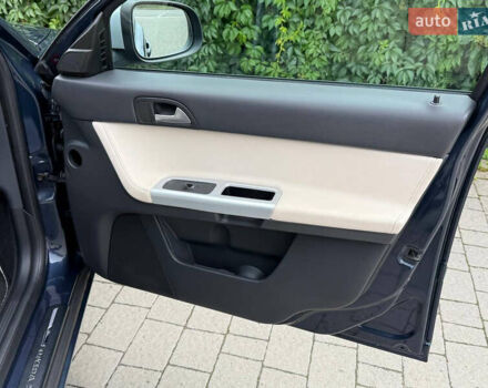 Синій Вольво V50, об'ємом двигуна 1.6 л та пробігом 227 тис. км за 7999 $, фото 33 на Automoto.ua