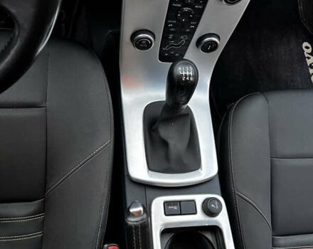 Синий Вольво В50, объемом двигателя 1.6 л и пробегом 211 тыс. км за 8500 $, фото 14 на Automoto.ua