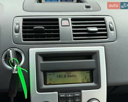 Синий Вольво В50, объемом двигателя 1.6 л и пробегом 227 тыс. км за 8600 $, фото 49 на Automoto.ua