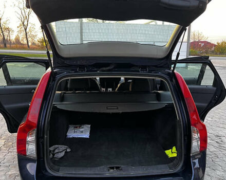 Синий Вольво В50, объемом двигателя 1.6 л и пробегом 211 тыс. км за 8500 $, фото 10 на Automoto.ua