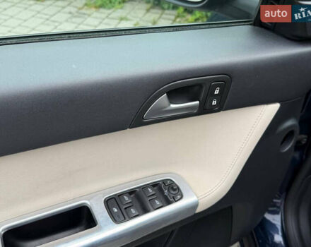Синій Вольво V50, об'ємом двигуна 1.6 л та пробігом 227 тис. км за 7999 $, фото 43 на Automoto.ua