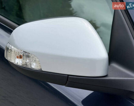 Синий Вольво В50, объемом двигателя 1.6 л и пробегом 227 тыс. км за 8600 $, фото 13 на Automoto.ua