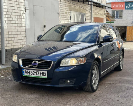 Вольво V50 2012 у Житомирі на Automoto.ua Синій Вольво V50, об'ємом двигуна 1.56 л та пробігом 268 тис. км за 7800 $, фото 1 на Automoto.ua