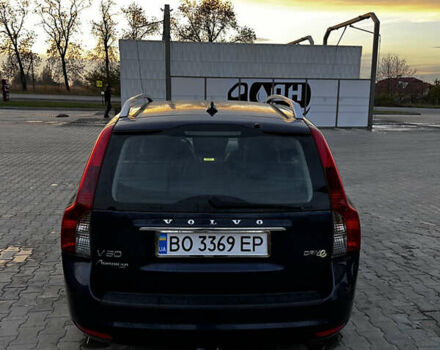 Синий Вольво В50, объемом двигателя 1.6 л и пробегом 211 тыс. км за 8500 $, фото 5 на Automoto.ua