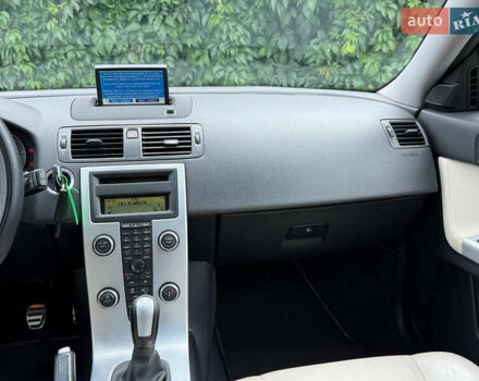 Синій Вольво V50, об'ємом двигуна 1.6 л та пробігом 227 тис. км за 7999 $, фото 36 на Automoto.ua