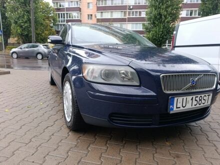 Синій Вольво V50, об'ємом двигуна 2 л та пробігом 270 тис. км за 3576 $, фото 1 на Automoto.ua