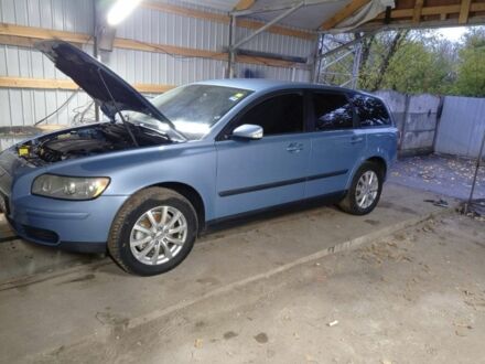 Вольво В50 2005 в Братском на Automoto.ua Синий Вольво В50, объемом двигателя 1.8 л и пробегом 307 тыс. км за 6300 $, фото 1 на Automoto.ua