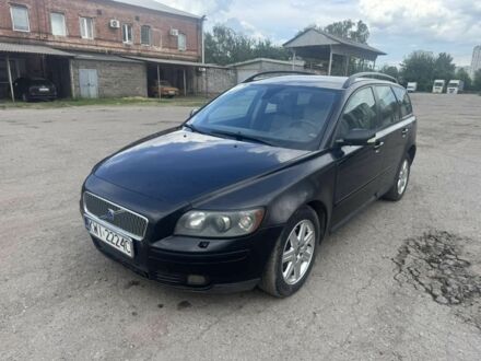 Вольво V50 2005 у Харкові на Automoto.ua Синій Вольво V50, об'ємом двигуна 2 л та пробігом 243 тис. км за 3300 $, фото 1 на Automoto.ua