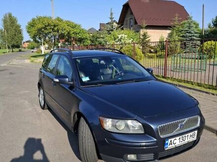Синій Вольво V50, об'ємом двигуна 2 л та пробігом 332 тис. км за 6000 $, фото 1 на Automoto.ua