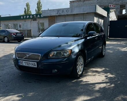 Синій Вольво V50, об'ємом двигуна 1.8 л та пробігом 280 тис. км за 5400 $, фото 1 на Automoto.ua