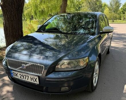 Синій Вольво V50, об'ємом двигуна 2.4 л та пробігом 315 тис. км за 6200 $, фото 1 на Automoto.ua