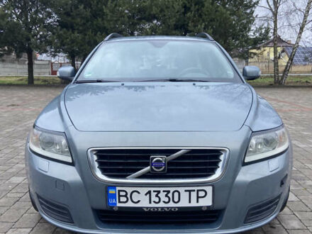 Синий Вольво В50, объемом двигателя 1.8 л и пробегом 207 тыс. км за 6999 $, фото 1 на Automoto.ua